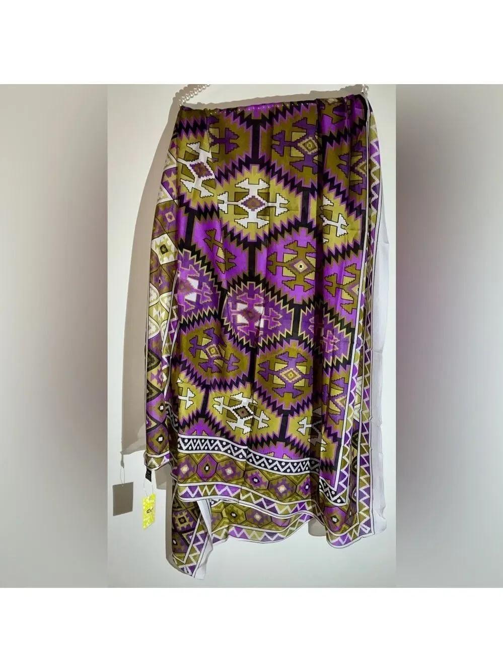 Raj‎ scarf - made in India - 100% cotton - approx 76” x 22”